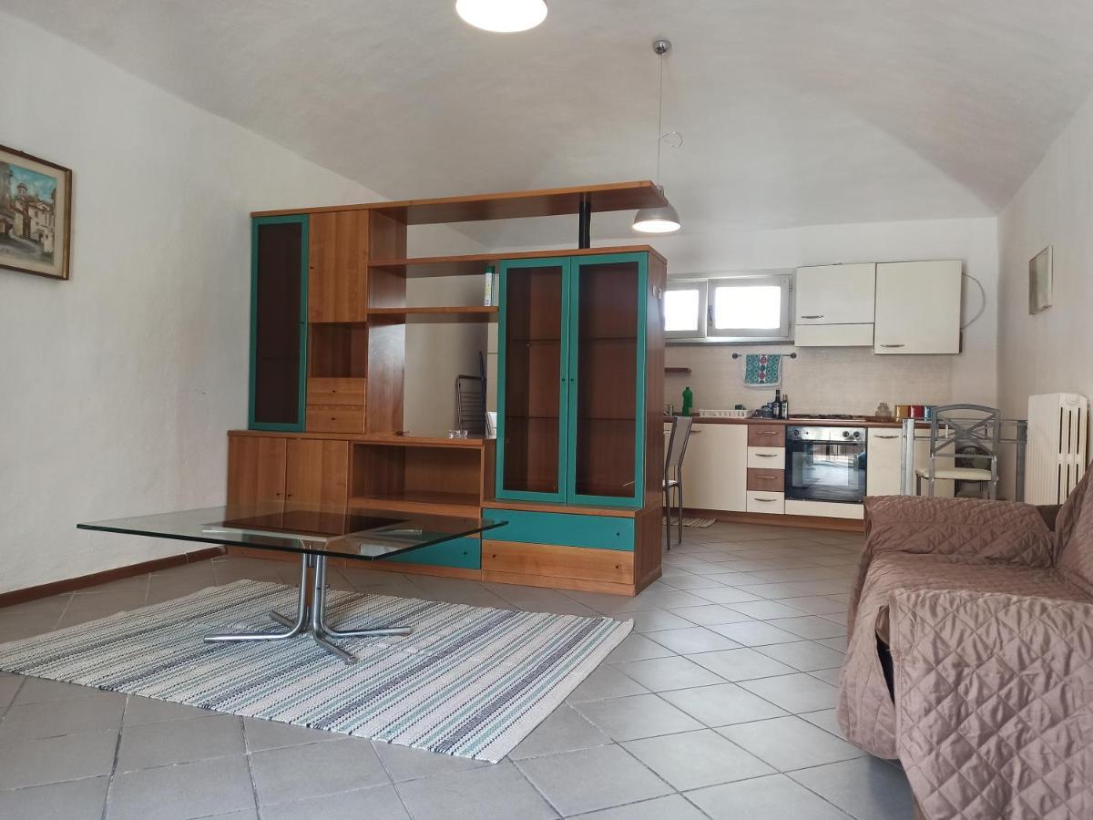 Appartement Il Ballatoio Di Giulia à Asti Extérieur photo