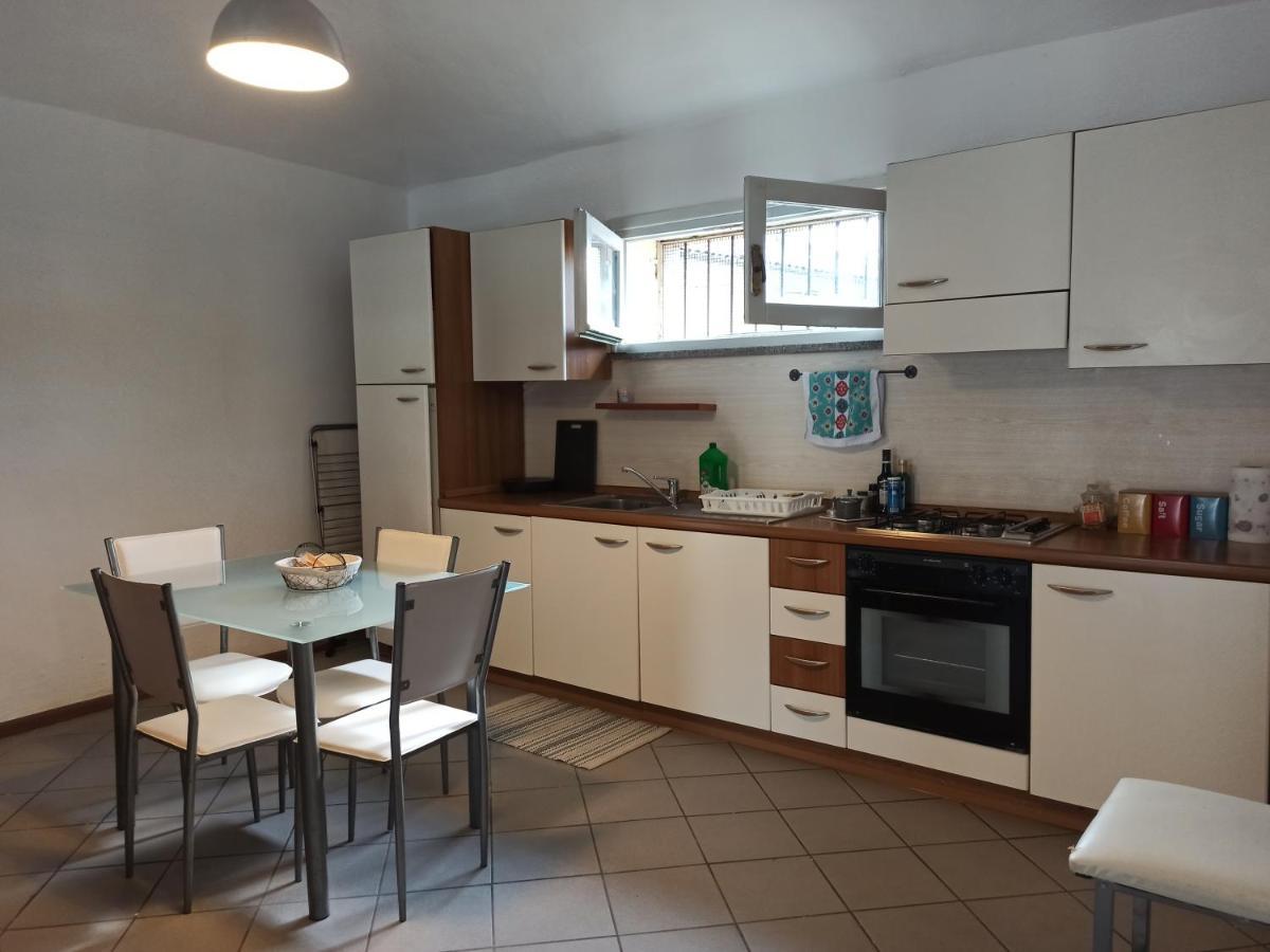 Appartement Il Ballatoio Di Giulia à Asti Extérieur photo
